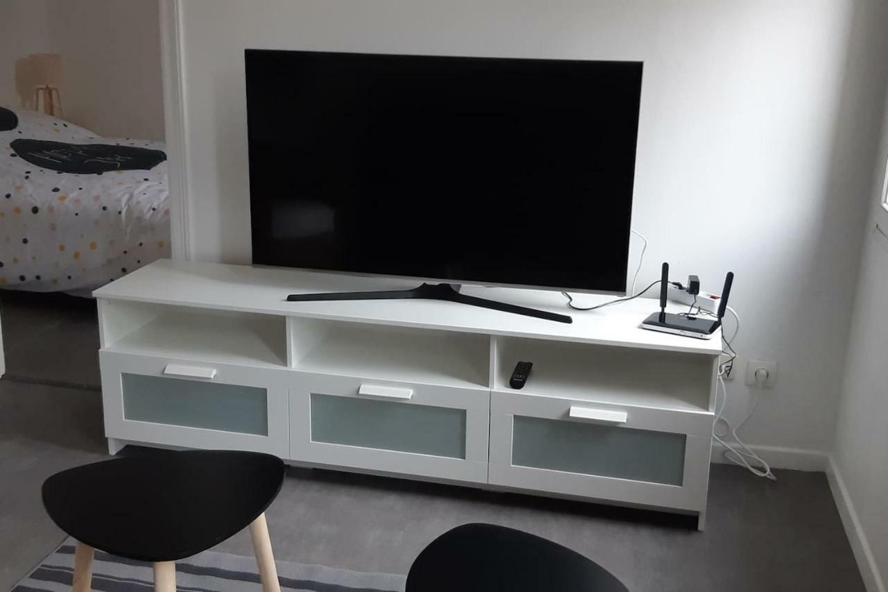 Elbeuf Etage 1 Sweet Home Netflix Wifi 외부 사진